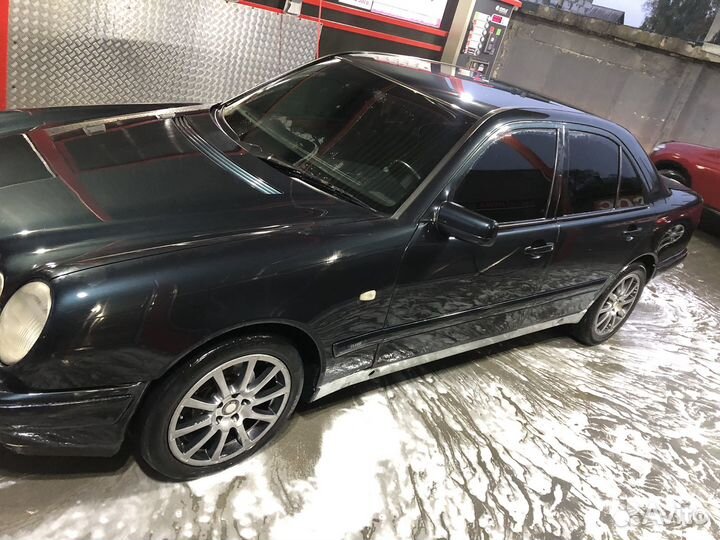 Mercedes-Benz E-класс 2.4 AT, 1997, 376 889 км