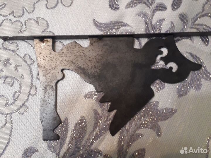 Вешалки декоративные