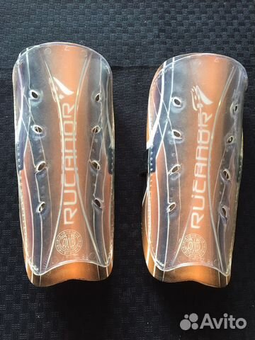 Футбольные щитки (детские)