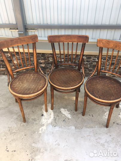 Старинные венские стулья