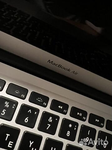 Apple macbook air 13 early 2015