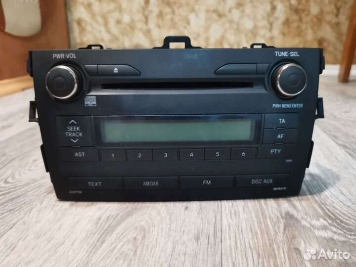 Штатная магнитола corolla е150