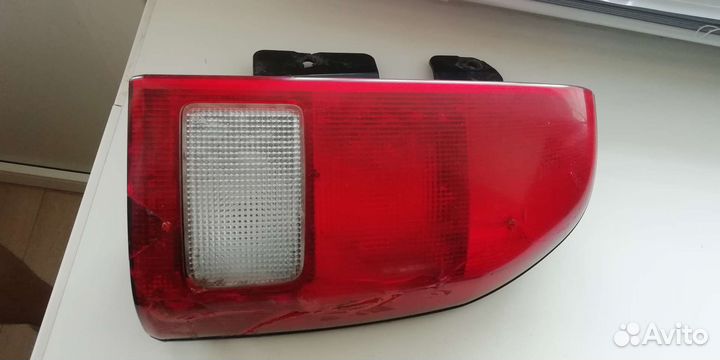 Фара задняя правая сузуки гранд витара 2002