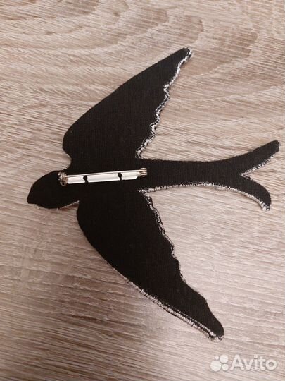 Винтажная брошь производство Италия