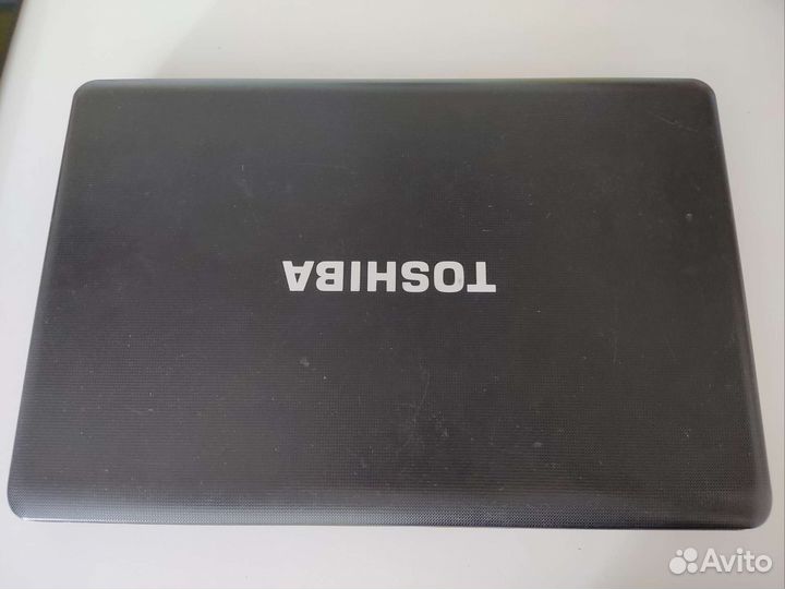 Ноутбук toshiba