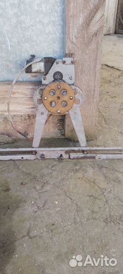 Стеклоподъемник