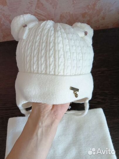 Шапка с шарфом детская