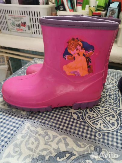 Резиновые сапоги для девочки 24,26,31 размеры