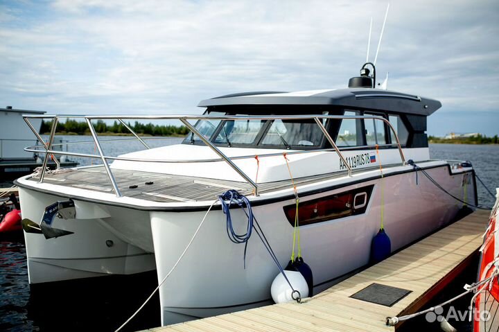 Моторный катамаран, модели “pacifico voyager 99”