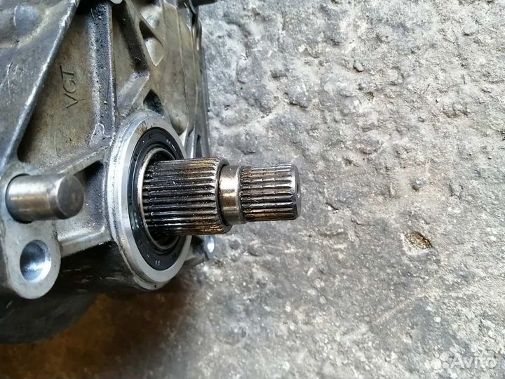 Раздатка Хендай Сантафе Туксон 2.0 дизель Два вала