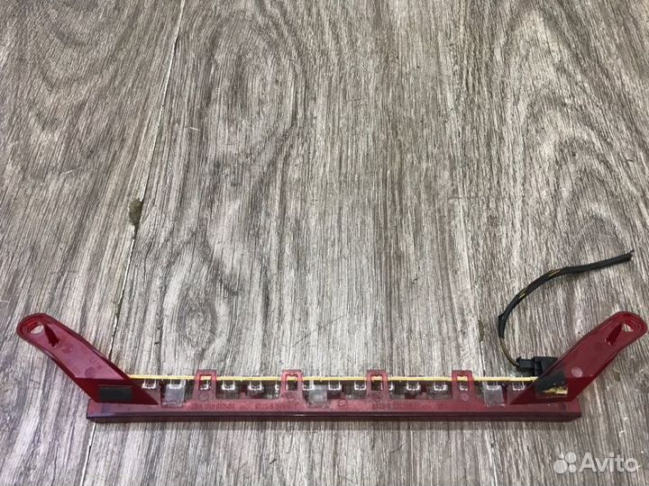 Стоп-сигнал крышки багажника задний Bmw 1 Series