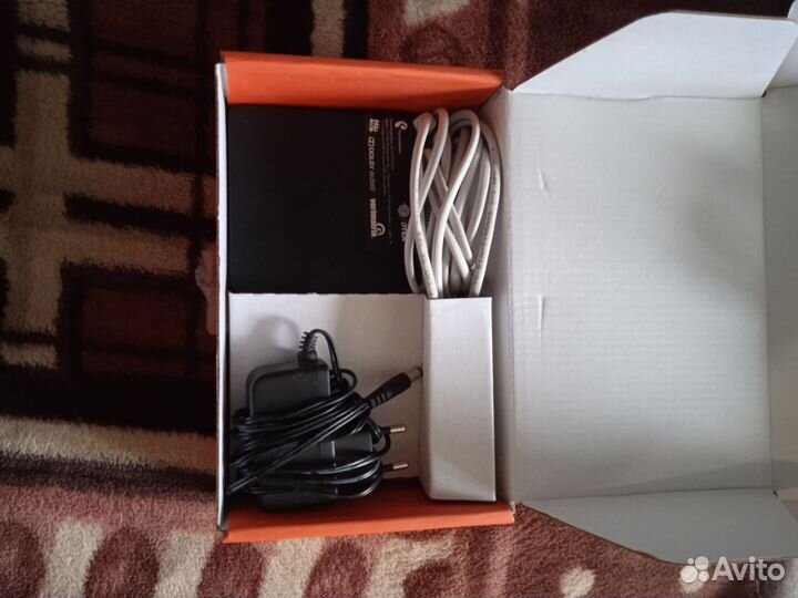 Телевизионная приставка switron-iptv-1500