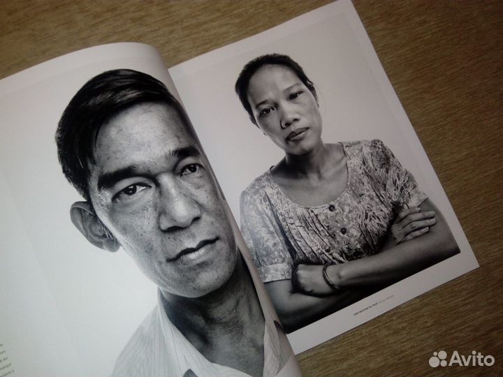 Книга - альбом Industrious Marco Grob / Hiepler