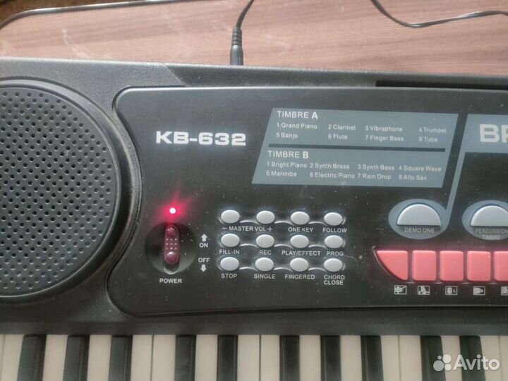 Синтезатор bravis kb-632