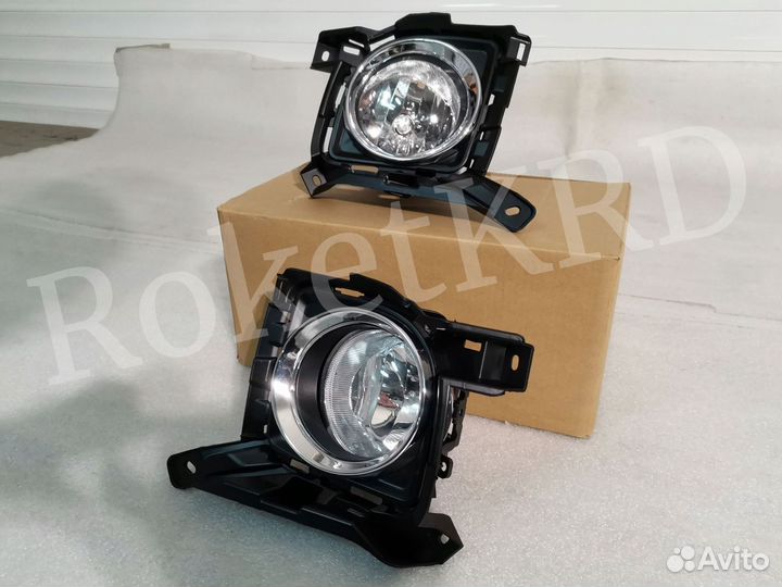 Туманки Toyota Land Cruiser 200 12-15г черные