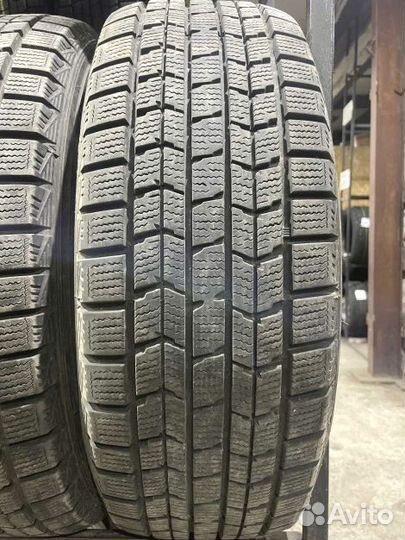 Dunlop Graspic DS3 215/65 R16 99T