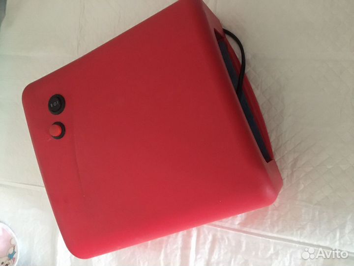 Уф лампа для ногтей