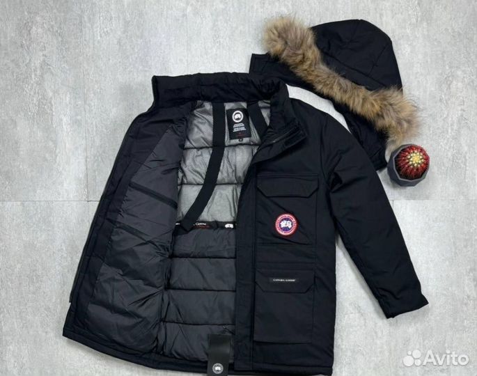 Зимняя куртка парка Canada Goose-35