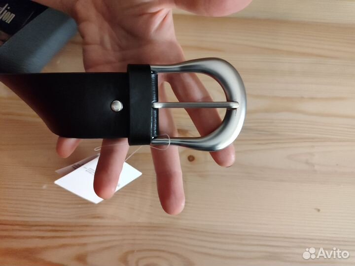 Ремень женский новый в коробочке
