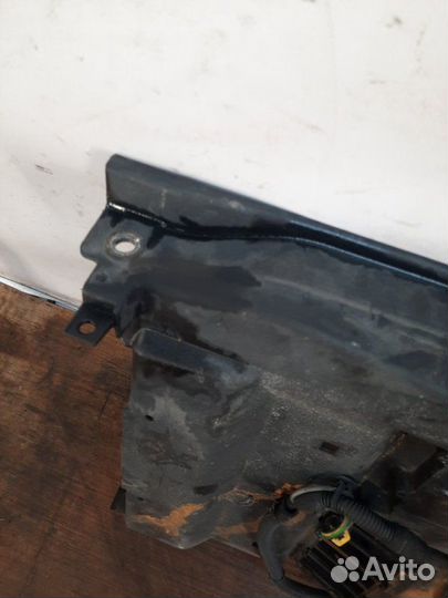 Диффузор (кожух) вентилятора Peugeot 307 хэтчбэк 5