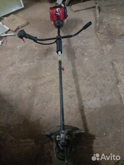 Триммер бензиновый