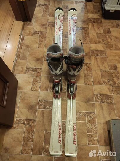 Горные лыжи ботинки и палки женские