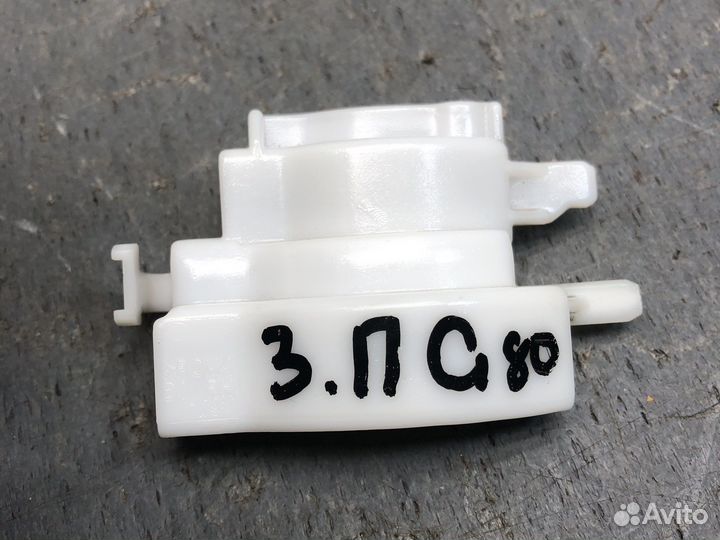 Зад прав защёлка тросов замка Genesis 2