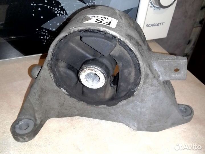 Опора двигателя передняя Saab 9.3