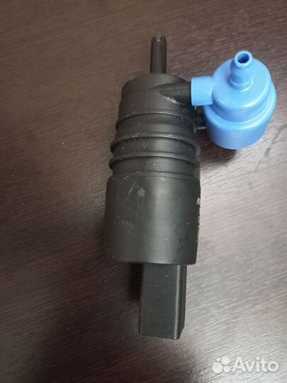 Насос стеклоомывателя