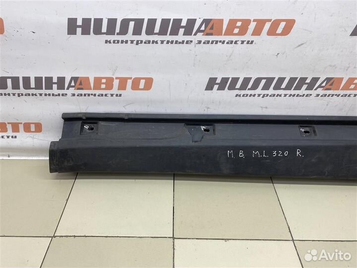 Накладка порога правая Мерседес W164 ML