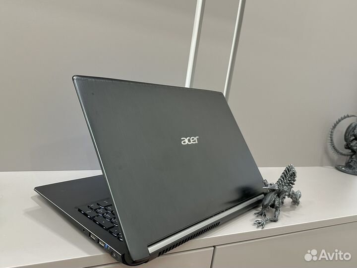 Acer i7 7gen/16gb/GTX 4gb/ssd+1tb/Full HD