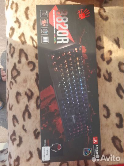 Игровая клавиатура с подсветкой