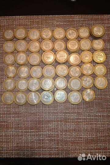 10 биметаллических и гвс монет