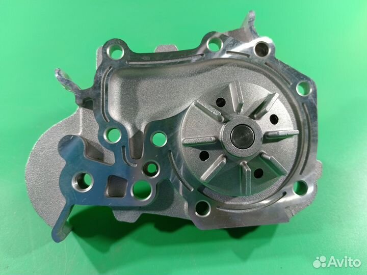 Помпа для Renault Logan