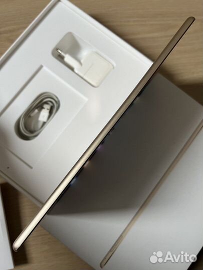 iPad Air 2 64gb золотой
