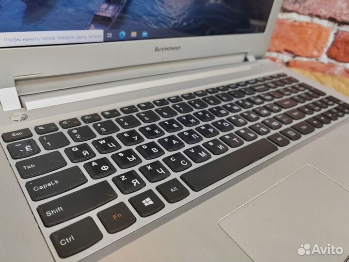 Ноутбук Lenovo с SSD240 для работы и игр Обмен