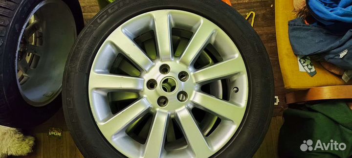 Колеса на Range Rover Evoque r20