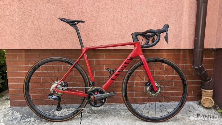 Canyon ultimate CF SL 8 Disc Di2 12sp + powermetr