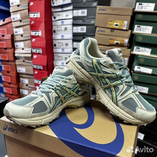 Кроссовки Asics Gel Kahana 8