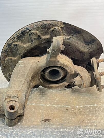 Передний кулак Volkswagen Polo 5 rus