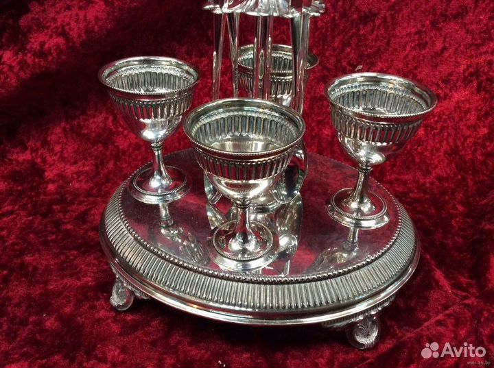 Винтажный посеребренный круэт для яиц