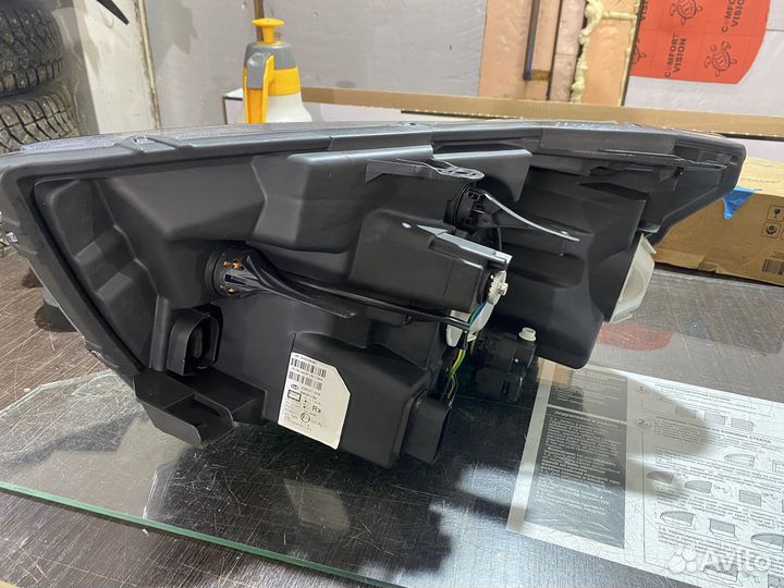 Фары на LADA vesta оригинал