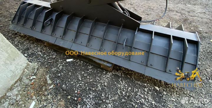 Усиленный отвал на телескопический погрузчик Кейс