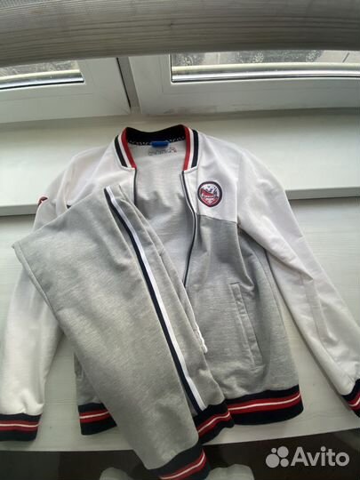 Женский спортивный костюм forward