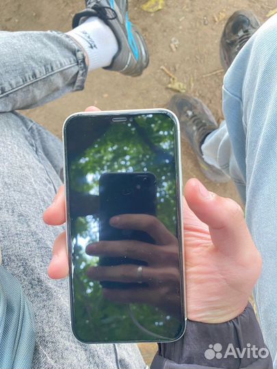 iPhone xr 128