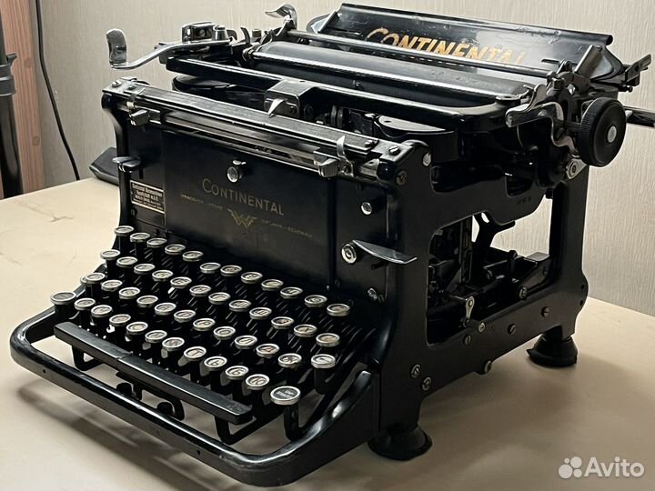 Печатная пишущая машинка