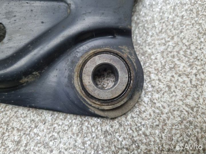 Рычаг задний левый Geely Atlas 2.4 4G24 AT 2020