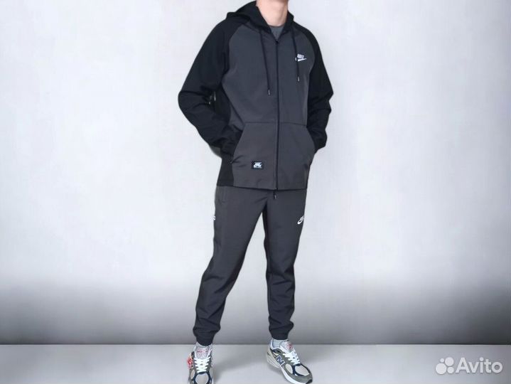 Спортивные костюмы Nike