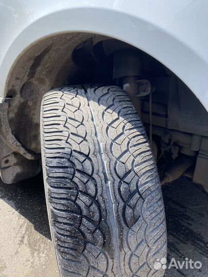 Yokohama Parada Spec-X 295/45 R20