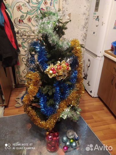 Елка искуственная